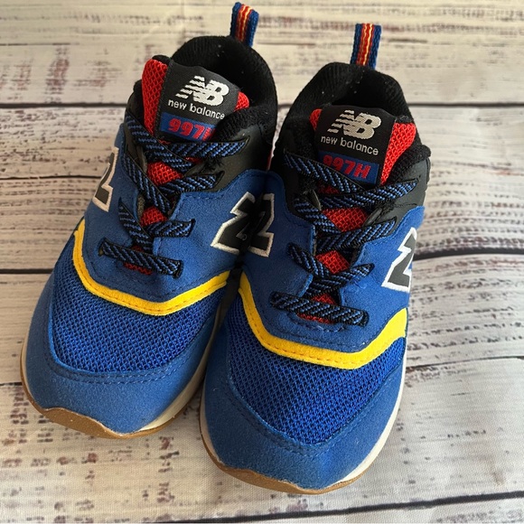 New Balance 997H Athletic Shoe - Toddler - Royal Blue Yellow Red Size 8 - Picture 1 of 7
